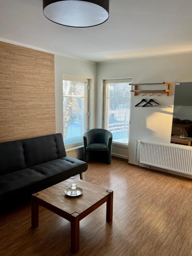 Hostel Ingeri Viljandi  Esterno foto